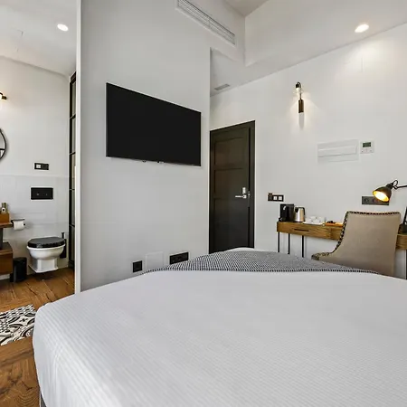 Villtak La Maison - Adults Recommended Only Hotel