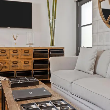 Villtak La Maison - Adults Recommended Only Готель 4*