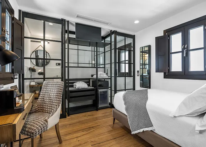 Villtak La Maison - Adults Recommended Only